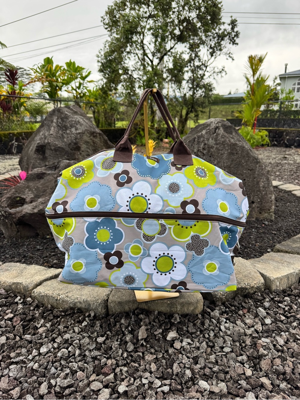 Thirty-One Expandable Floral Overnight Travel Bag Blue Green Weekender Tote